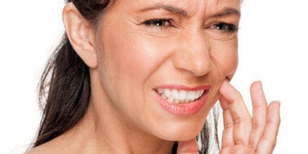 Month8_Article1 dental emergenices