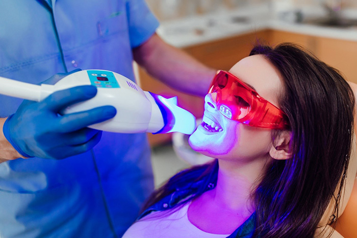 5 Motivators to Consider Teeth Whitening copy