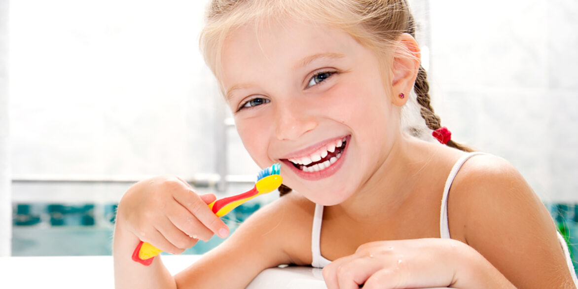 My child’s adult teeth coming in yellow – Why 1 My child’s adult teeth coming in yellow - Why 1